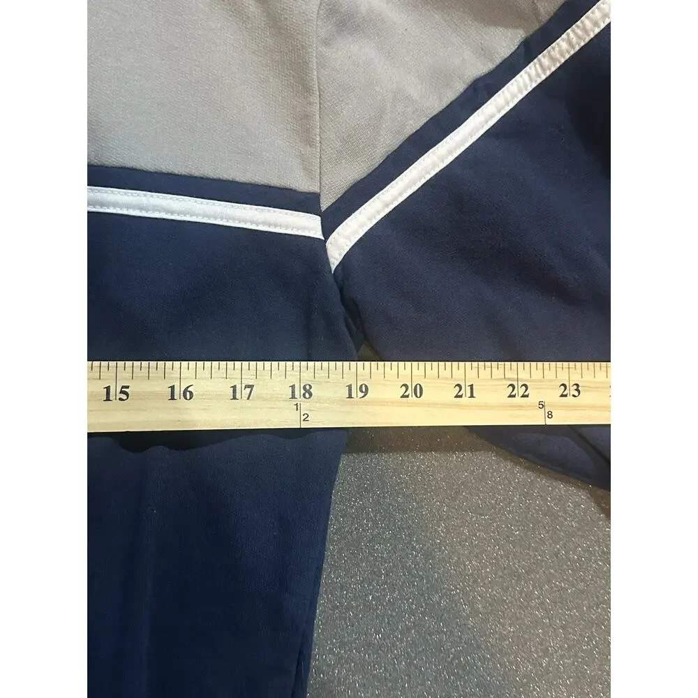 Cleveland Guardians Crew Sweatshirt Medium